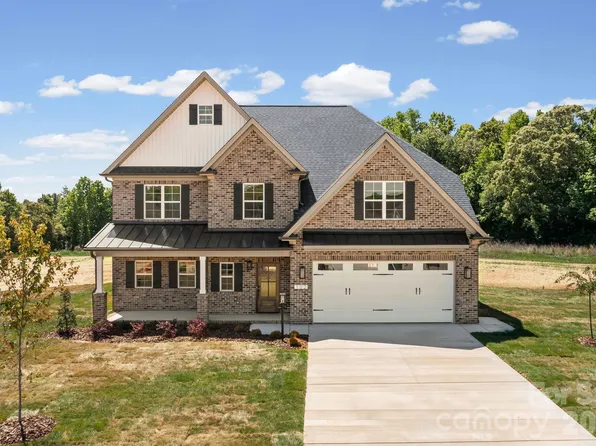 102 Sandpiper Dr #18, Lexington, NC 27012
