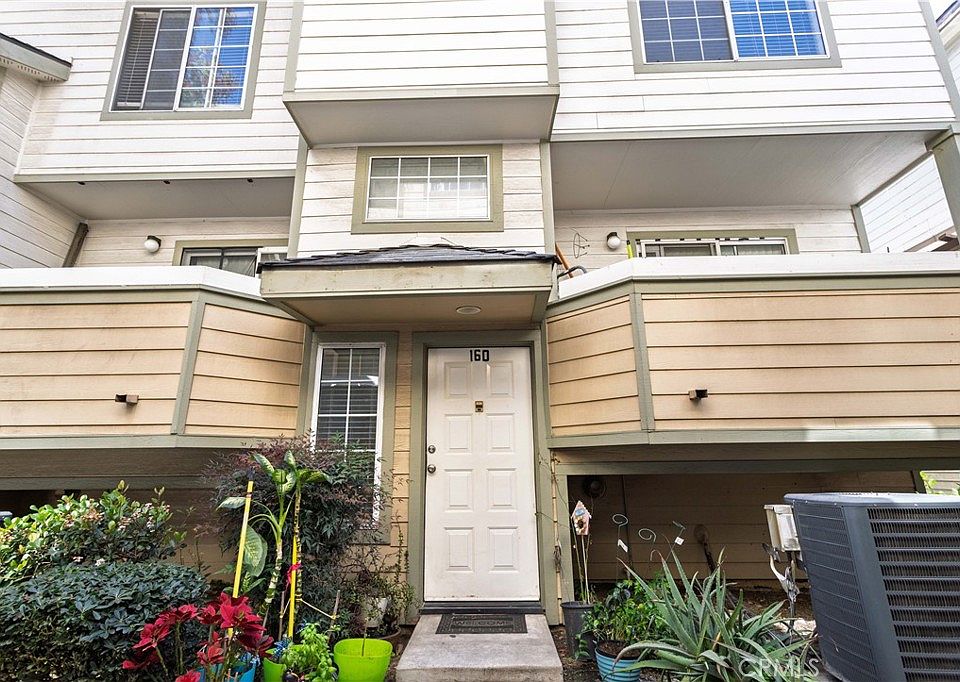 1st image of 11150 Glenoaks Blvd Unit 160