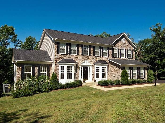 1st image of 50 Edrington Ct