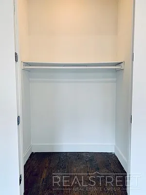 Rented by Real Street Inc | media 18