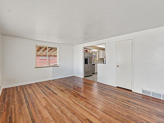 4th image of 1011 S Decatur Street