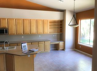 1067 W Armstrong Way, Chandler, AZ 85286