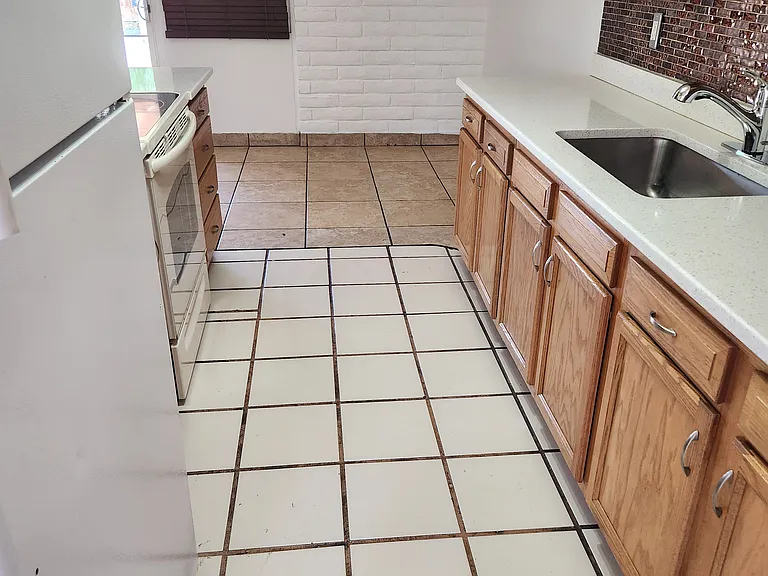 6995 E Lurlene Dr — Photo 4