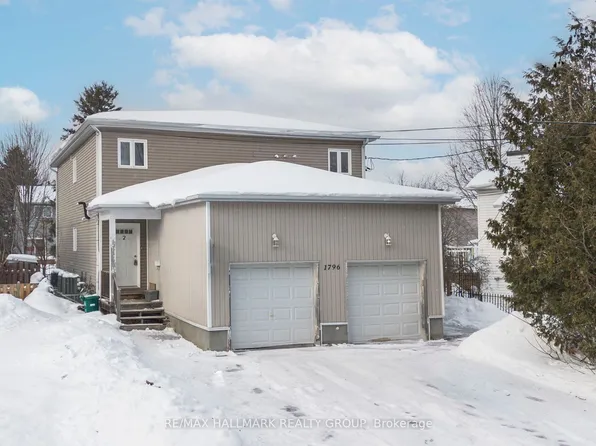 1796 Dumas St, Ottawa, ON K1C 1N4