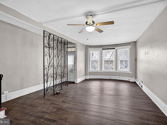2nd image of 19 Coal St