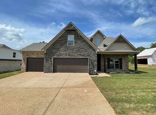 32 Forsyth Ln, Munford, TN 38058