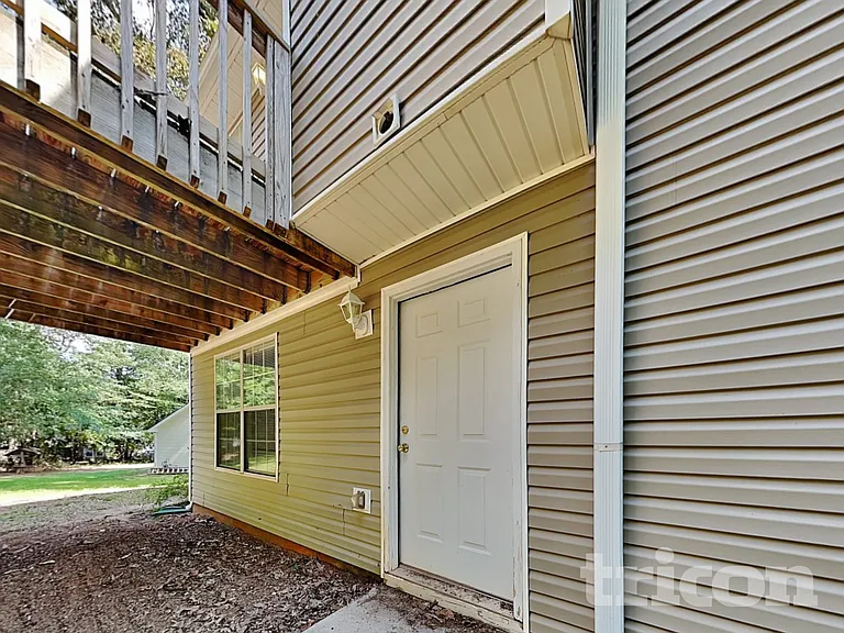 50 Tufts Cir — Photo 20
