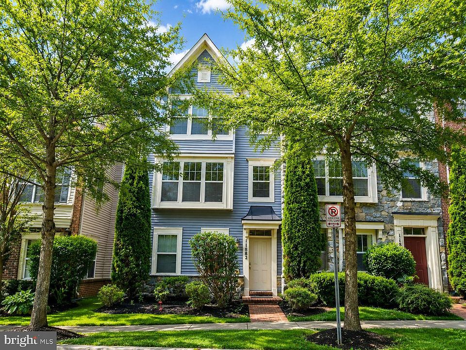 1st image of 11882 Country Squire Way