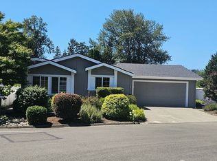 23606 Lake Dr W, Bothell, WA 98021