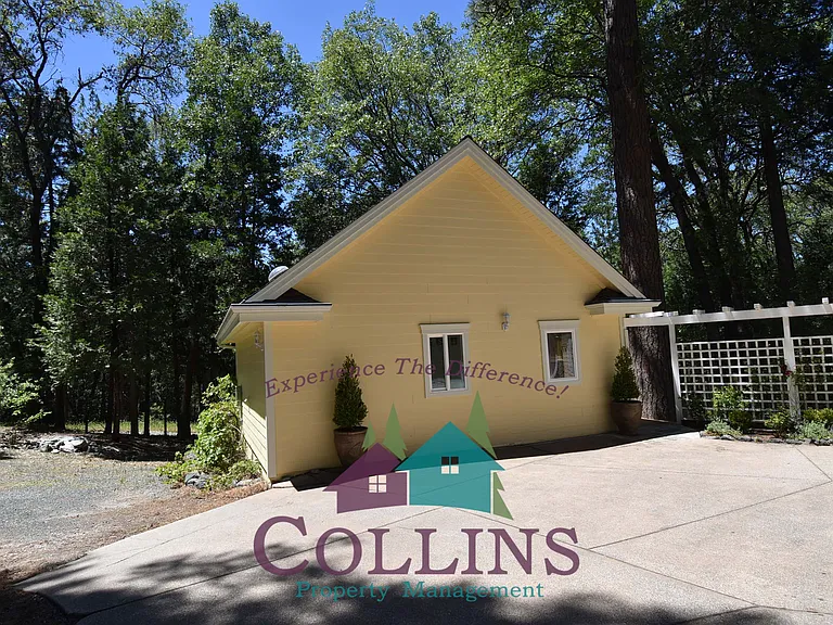 14048 Honeysuckle Way — Photo 14