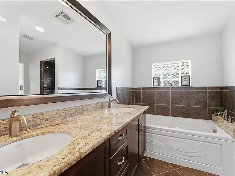 1023 El Valle Ave — Photo 18