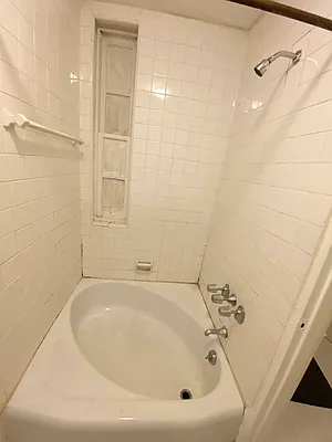 Rented by ERN Flats | media 30