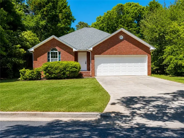 101 Woodbridge Cir, Anderson, SC 29621