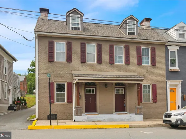 130 E Market St, Marietta, PA 17547