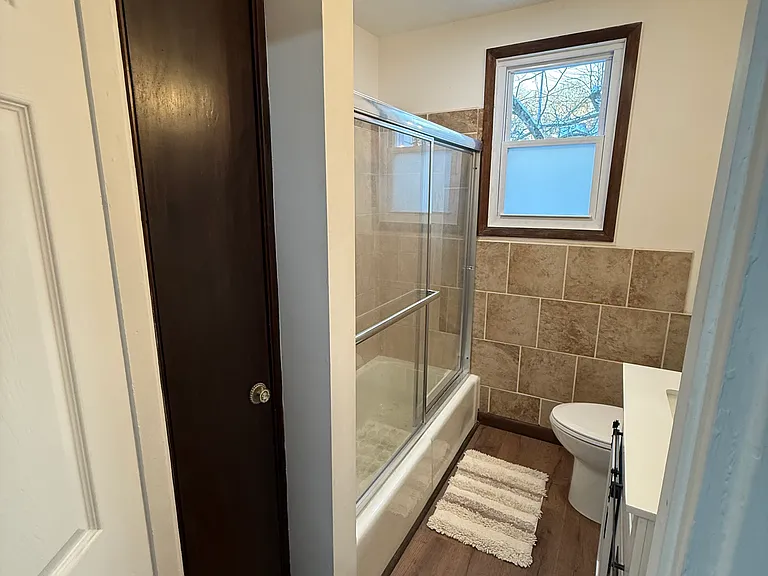 635 Roseland Ave — Photo 15