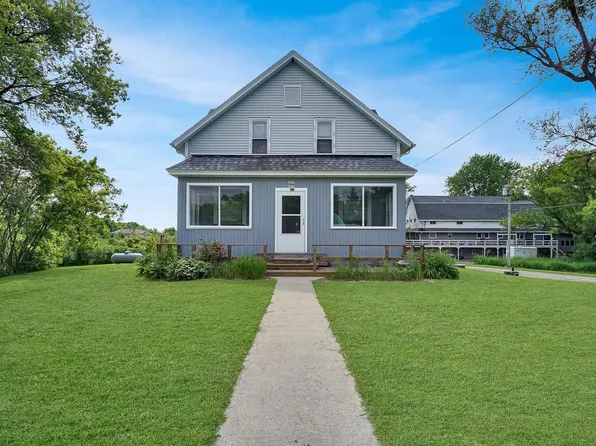 3933 Lovers LANE #3935, Slinger, WI 53086