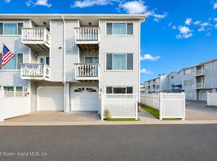 85 Simmons Loop, Staten Island, NY 10314