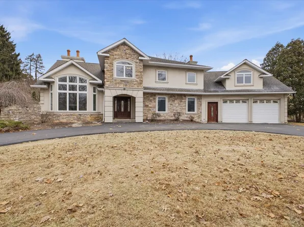 3616 Magnolia Dr, Easton, PA 18045