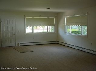 17 Roxton Pl, Toms River, NJ 08757