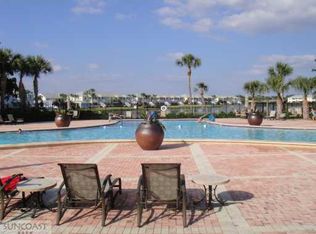 107 Seahorse Dr SE #D, Saint Petersburg, FL 33705