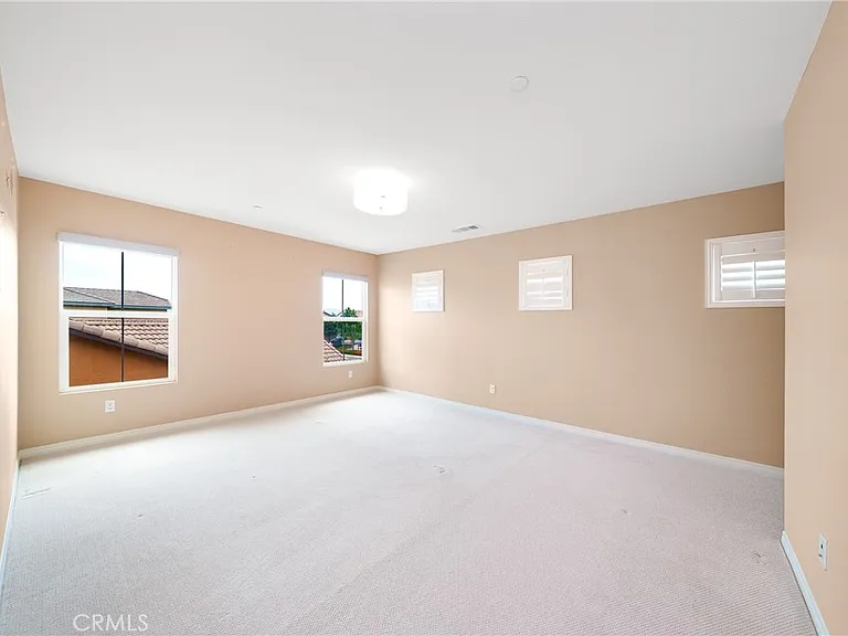 5676 Avocet Dr — Photo 35