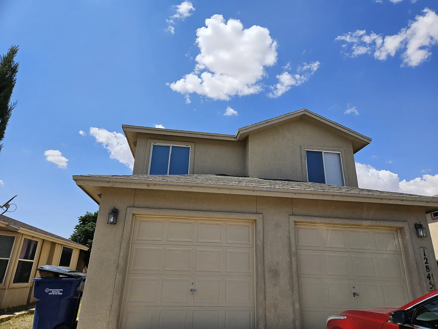 4 bed, 1916 sqft, $1,900 — Photo 2