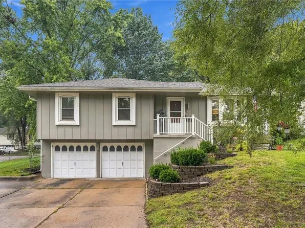 16317 E 34th St S, Independence, MO 64055