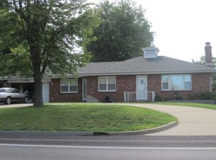 6822 Telegraph Rd, Saint Louis, MO 63129