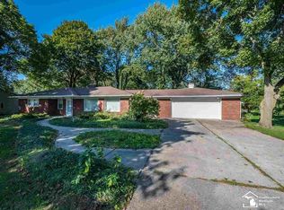 3238 S Custer Rd, Monroe, MI 48161