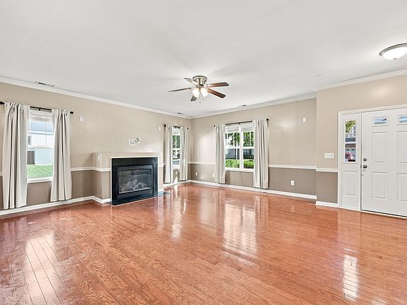 4th image of 1406 Copper Cir
