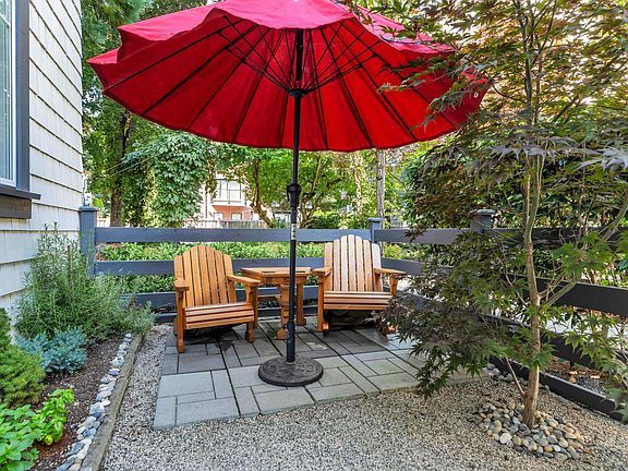 4th image of 277 171st St #14