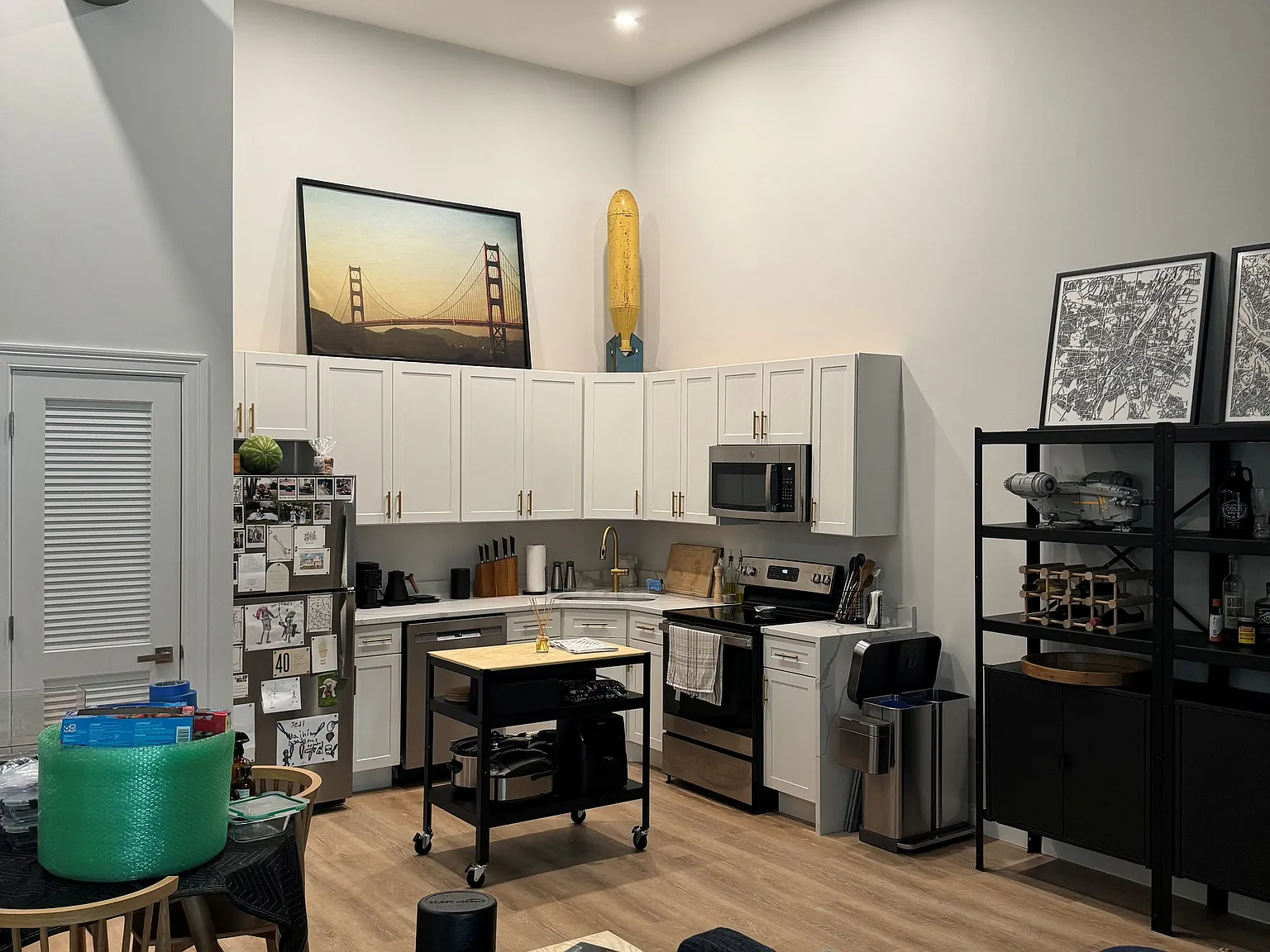 1 bed, 1000 sqft, $2,500 — Photo 2