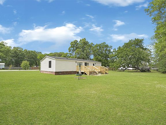 4th image of 16315 Lone Star Ranch Dr