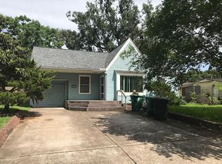 2215 Des Jardines St, Houston, TX 77023