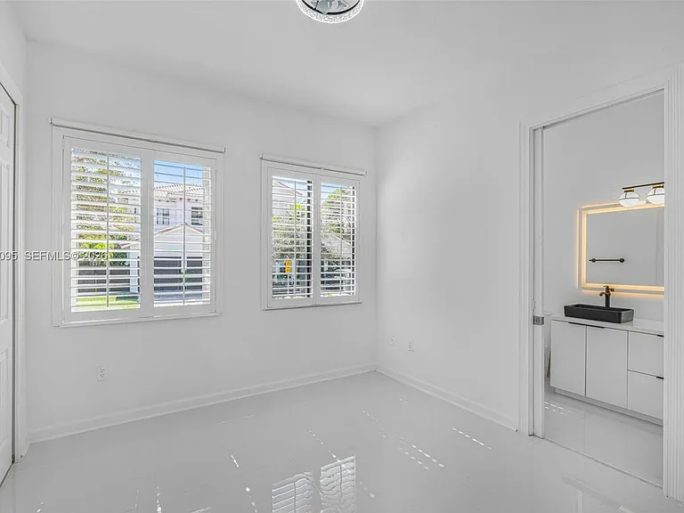 7551 SW 187th St — Photo 24