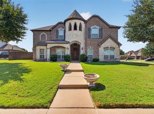 813 Wren Ct, Forney, TX 75126