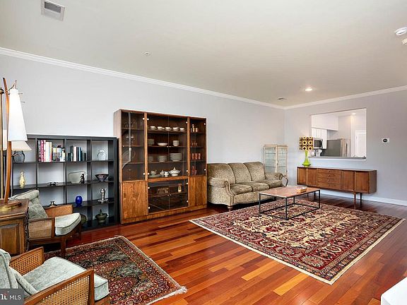 2nd image of 8632 Aspen Grove Ct