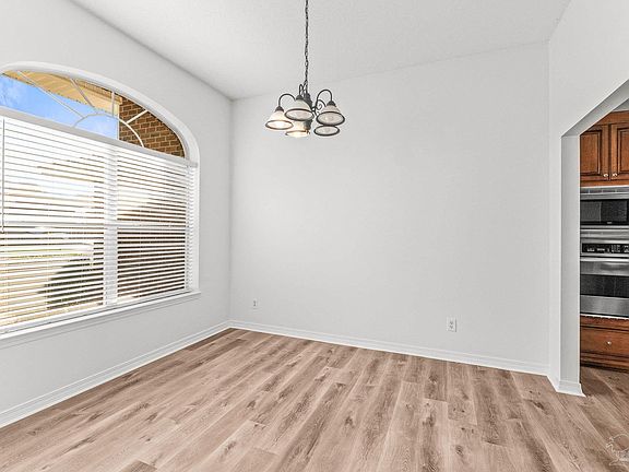 4th image of 4797 Oscar Ln
