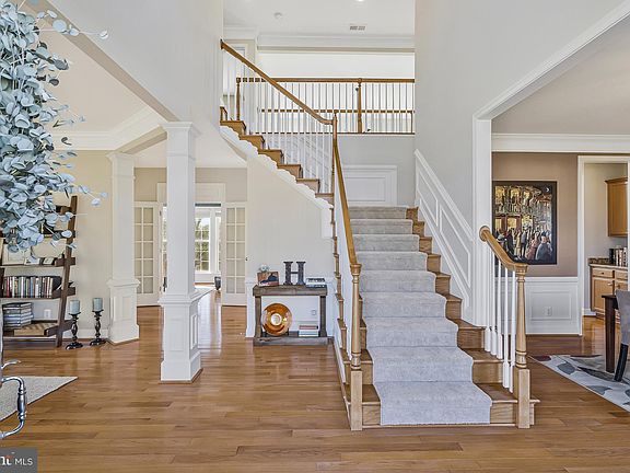 2nd image of 20997 Great Woods Dr
