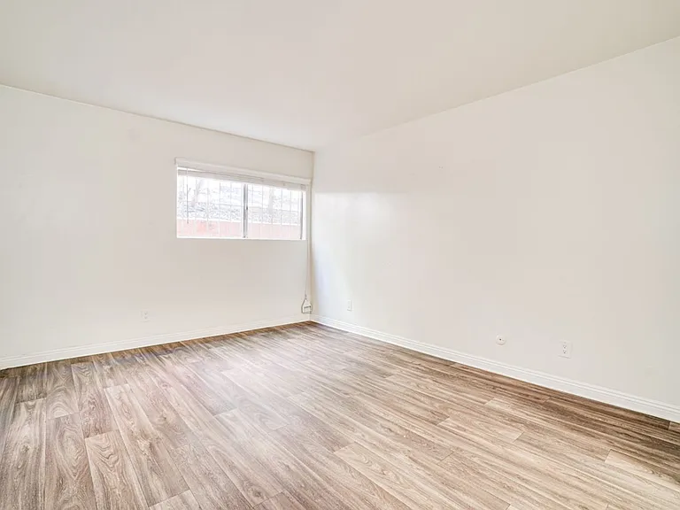 Florida Place — Photo 11