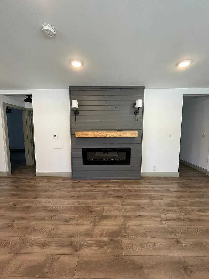 3 Bedroom Single Family Home — Photo 4