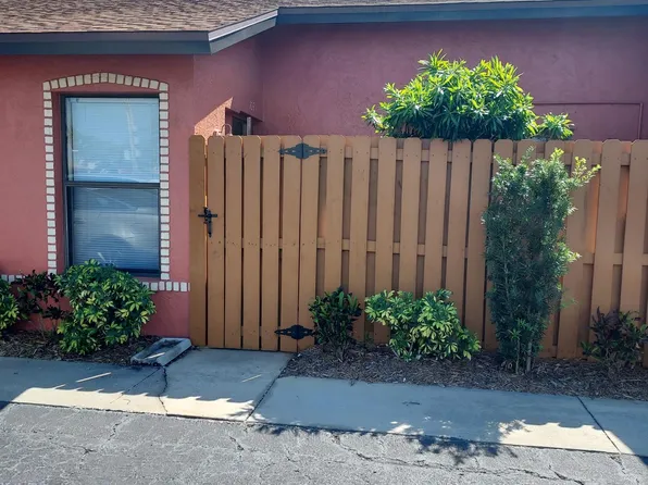812 SW 47th Ter APT 105, Cape Coral, FL 33914