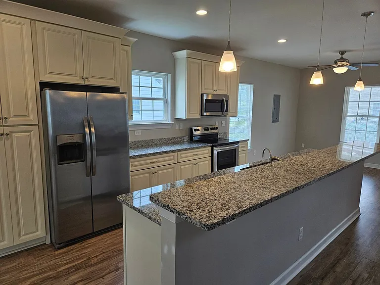 1729 Todd St — Photo 11