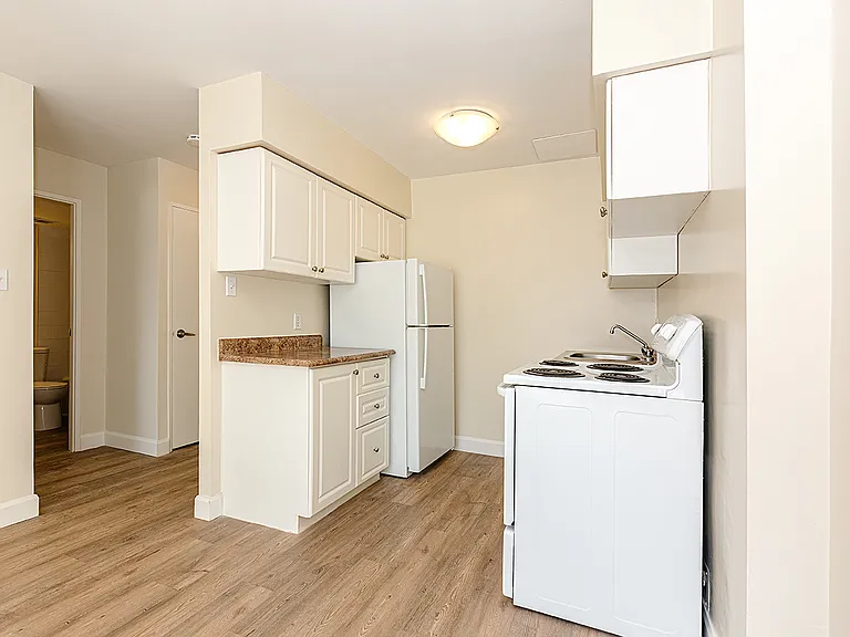 295 Lakeshore Dr — Photo 12
