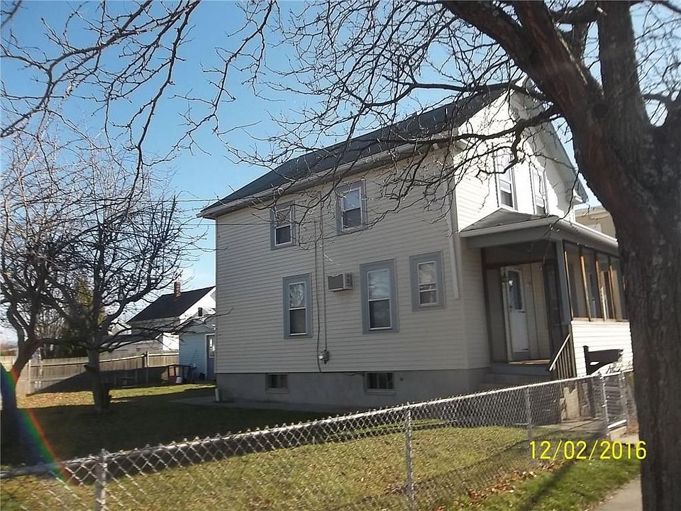 2nd image of 115 Princess Ave