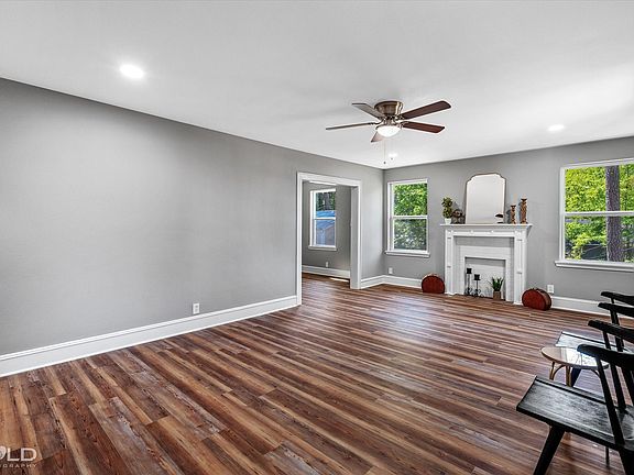3rd image of 5497 Jefferson Paige Rd