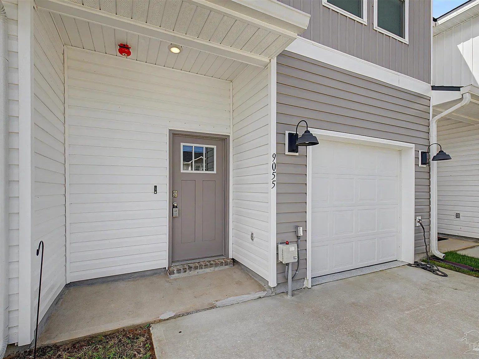 9055 Golden Eye Dr — Photo 4