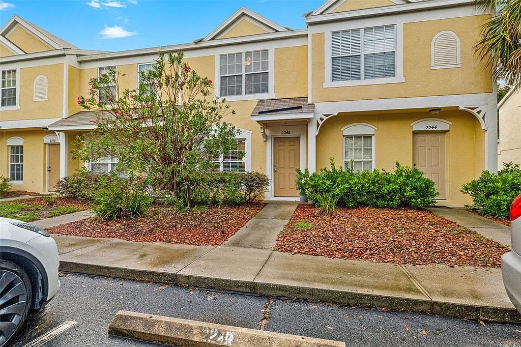 2246 Lake Woodberry Cir, Brandon, FL 33510 MLS T3459303 Zillow