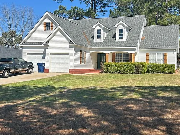 677 Sandstone Dr, Dothan, AL 36303