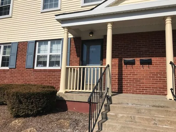 9155 Robin Ct, Saint Louis, MO 63144